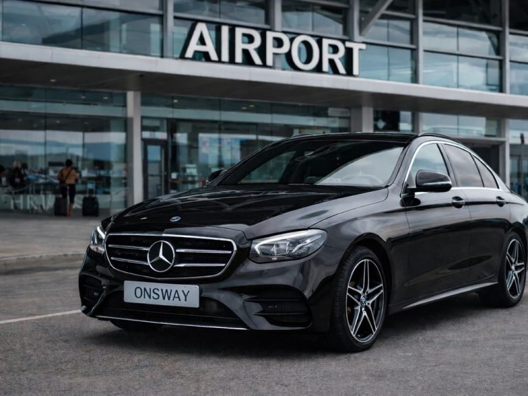 Chauffeur privé VTC Mercedes à l'aéroport Lyon Saint-Exupéry